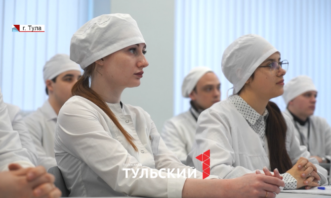 В Туле будущих медсестер и фельдшеров начали обучать на мультиманикенах