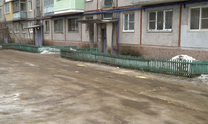 УК одна – результат разный: от чего зависит качество уборки дворов в Туле