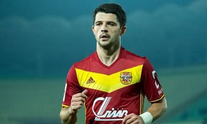 "Арсенал" играет в меньшинстве: "Зенит" ведет 3:2