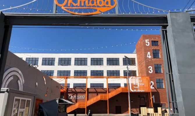 Тулякам покажут документальный спектакль о рабочих завода «Октава»