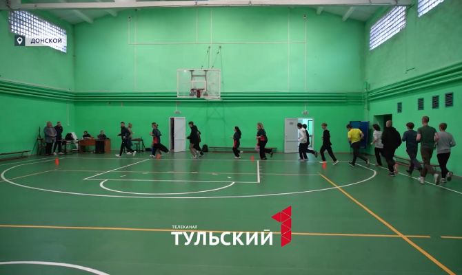 Студенты Донского колледжа пробежали 80 километров в честь 80-летия Победы