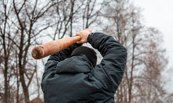 В Туле два разбойника избили и ограбили мужчину ради 16 тысяч рублей