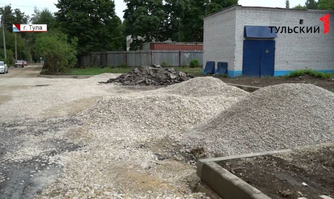 Вместо детского городка – грязная площадка: в Туле подрядчик сорвал сроки работ по благоустройству