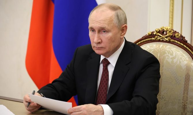 Владимир Путин выступил с обращением к россиянам