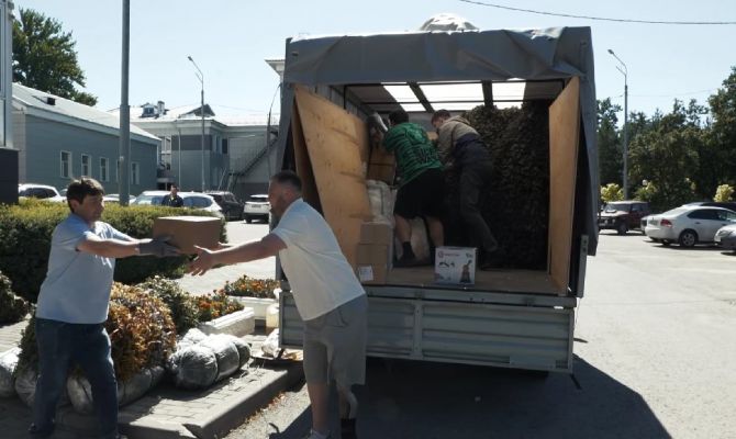 Предприниматели из Тулы передали участникам СВО посылки в ЛНР
