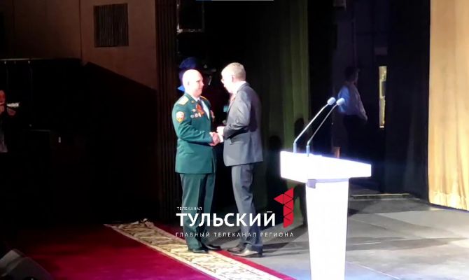Губернатор Дмитрий Миляев наградил выдающихся туляков