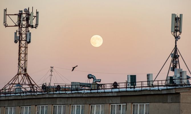 Российские космонавты высадятся на Луне до 2040 года