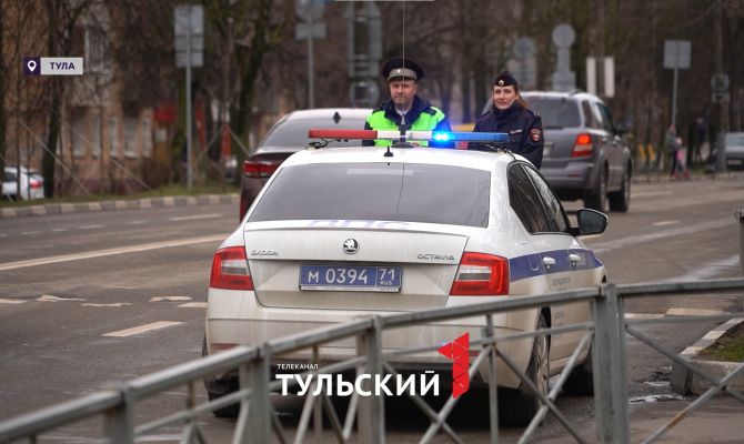 Водители наглядно показали тормозной путь при скорости 80 км/ч