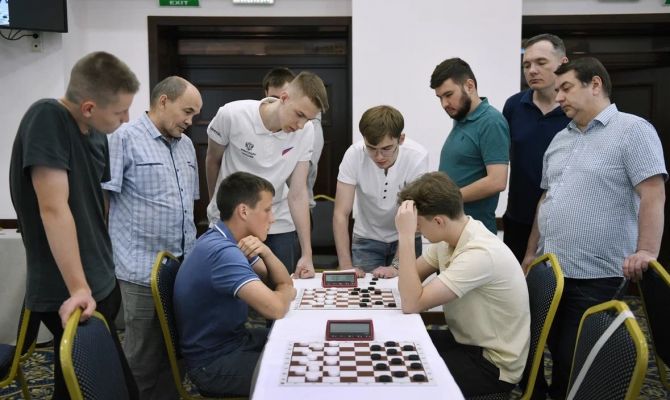 Тульские шашисты стали победителями международных соревнований по шашкам "Белые ночи"