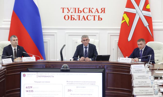 Дмитрий Миляев без предупреждения заехал в торговый центр в Заокске