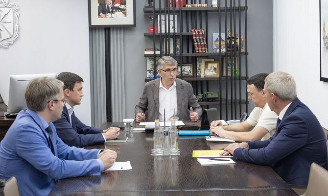 Дмитрий Миляев встретился с руководством футбольного клуба "Арсенал"