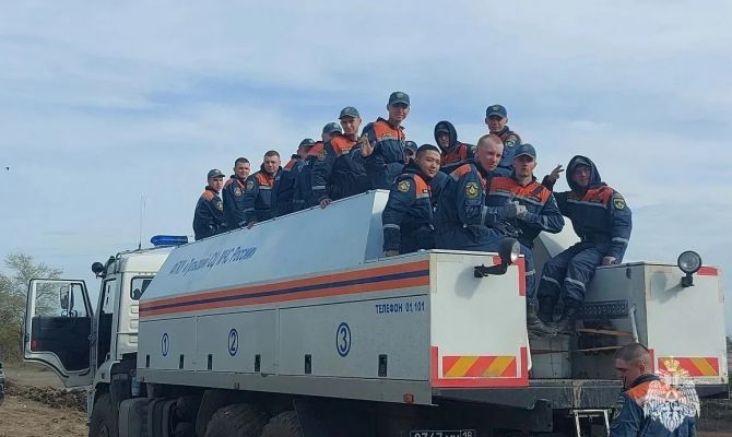 100 тульских спасателей помогают ликвидировать последствия паводка в Дагестане