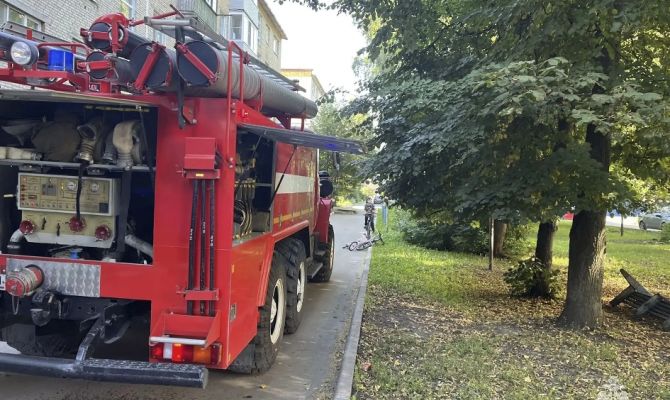 В Узловой из горящей многоэтажки эвакуировали человека