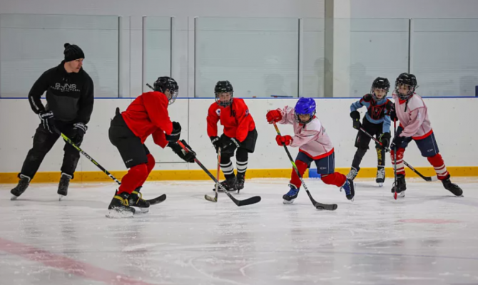 Туляки могут стать тренерами по дворовому хоккею и флорболу