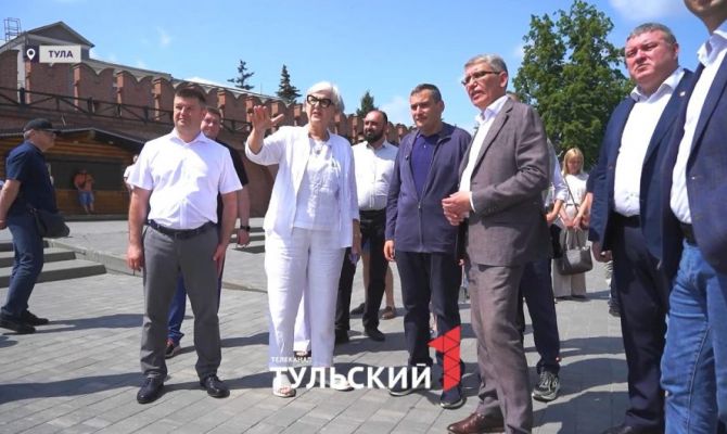 Глава Курской области ознакомился с опытом благоустройства исторического центра Тулы