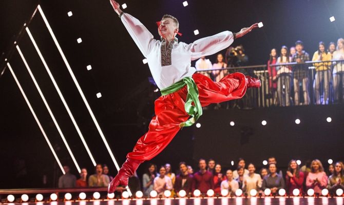 Танцы туляка Дениса Завьялова оценила Вера Брежнева в шоу «Дэнс революция»