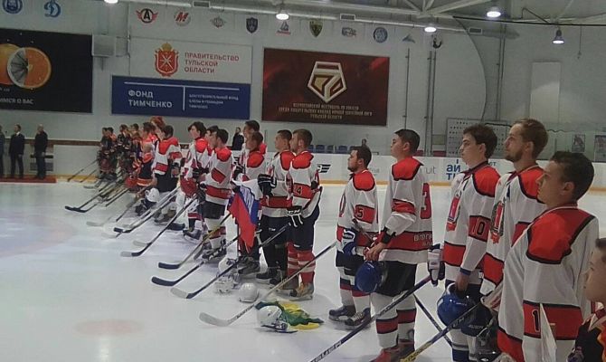 Тульская хоккейная команда «Тропик» выиграла тур студенческой лиги
