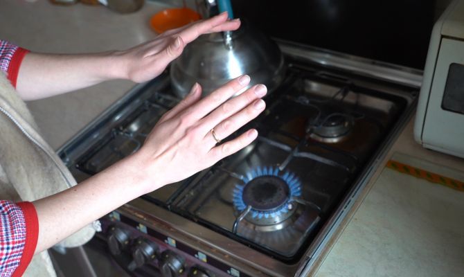 В Туле мать грудных двойняшек мерзнет в квартире вместе с детьми