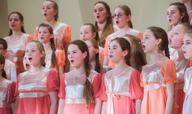 Туляков приглашают послушать «Аврору»