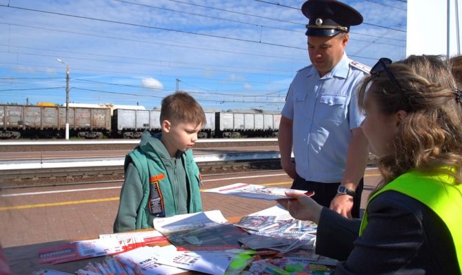 Железнодорожники напомнили тульским школьникам о правилах безопасности