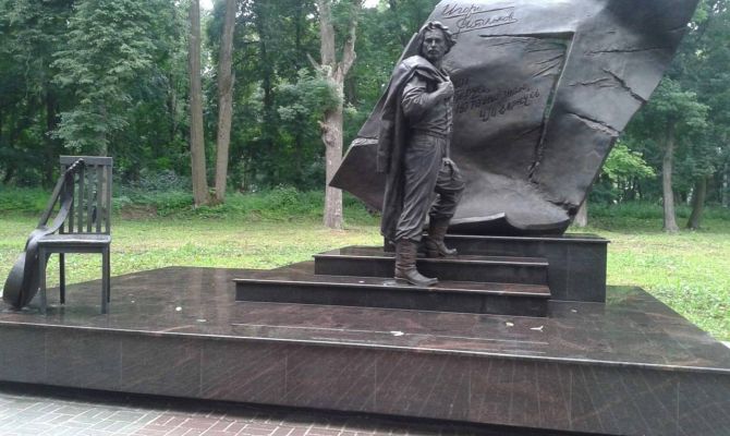 В Тульской области открыли памятник Игорю Талькову