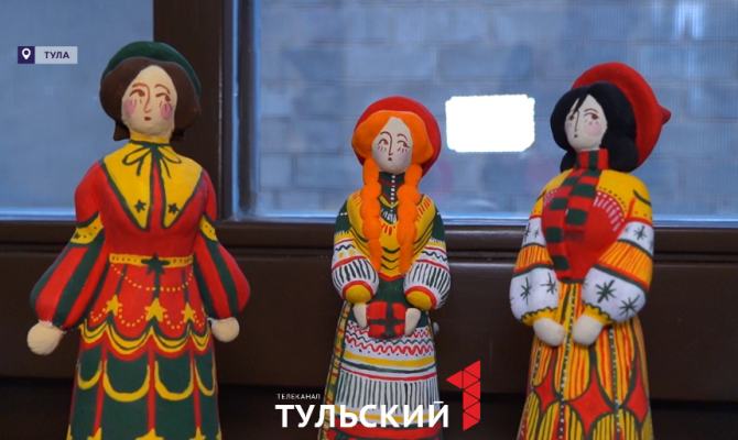Студенты из Тулы представили авторское видение городской игрушки XIX века