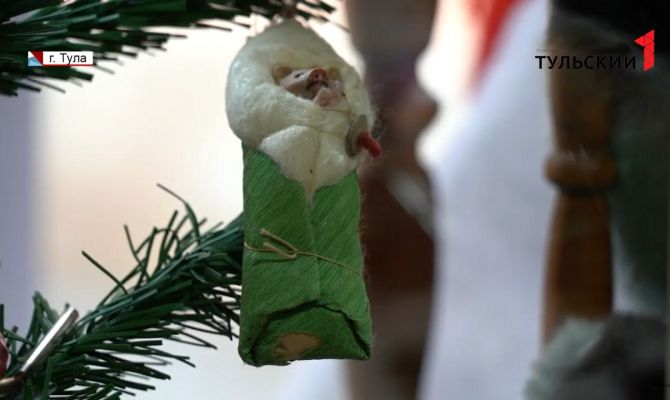 Сколько стоят сейчас советские елочные украшения 