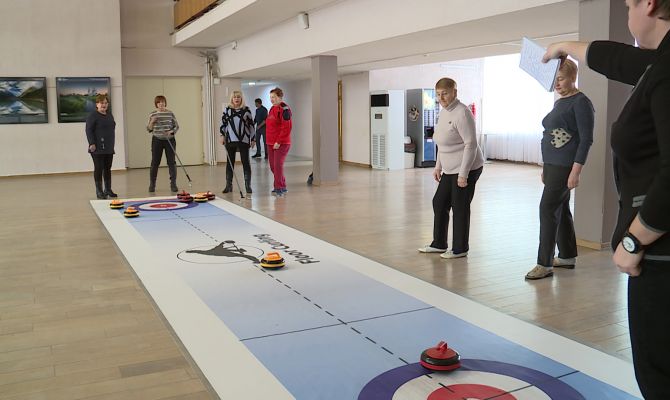 Джаколо и Кульбутто: тульских пенсионеров бесплатно учат новым настольным играм