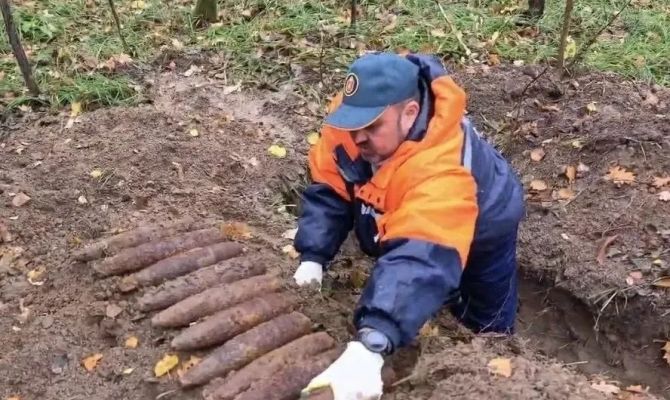 В тульской деревне нашли 13 неразорвавшихся снарядов