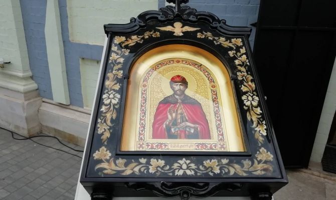 Уникальную икону передали в дар Тульской области