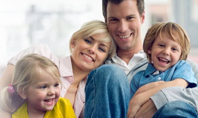 Молодых родителей предложили на год освободить от налогов