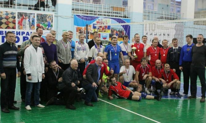 Тульские волейболисты почтили память ветеранов спорта