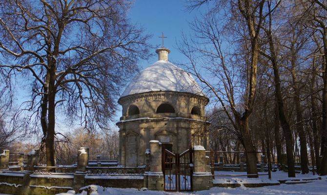 В Тульской области проверят состояние усыпальницы графов Бобринских