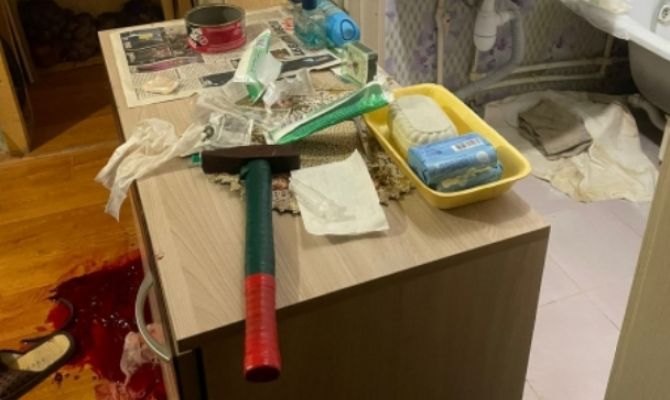 Житель Узловой до смерти избил мать молотком