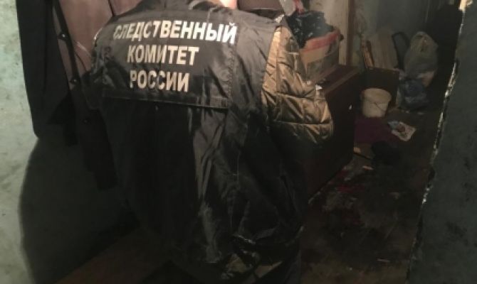 В Новомосковске мужчина ударил собутыльника ножом в шею