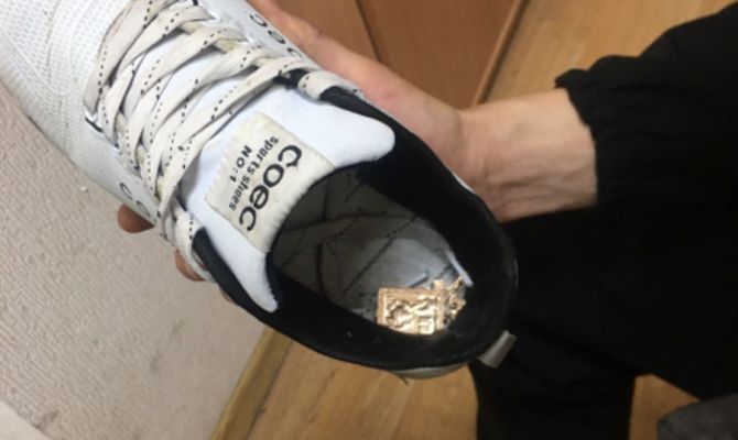 Туляки украли у пенсионера из Ельца золотые крестики и нательную икону