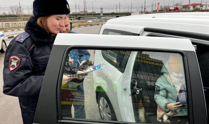 За 2 часа в Туле оштрафовали 8 водителей за нарушения правил перевозки детей