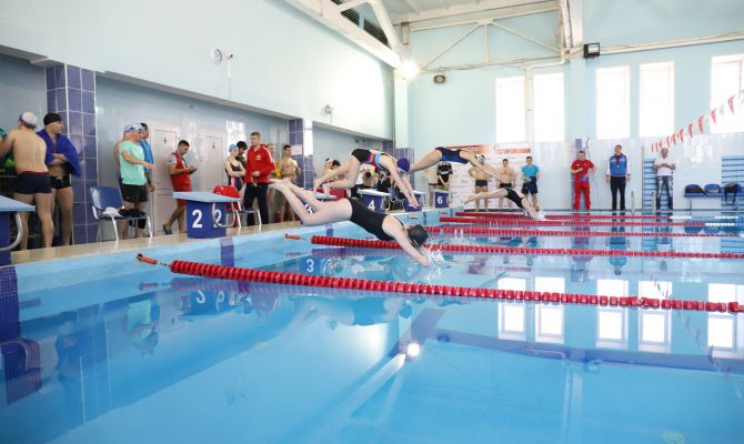 Среди тульских силовиков прошло первенство по плаванию
