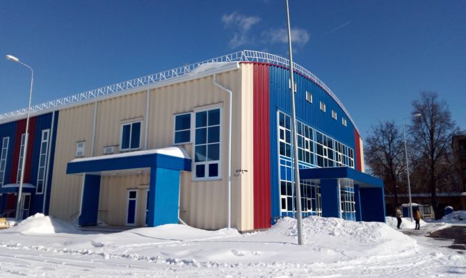 Готов к открытию: в Узловой достроили спортклуб