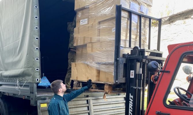 Изъятые тульскими таможенниками инструменты отправили в зону СВО