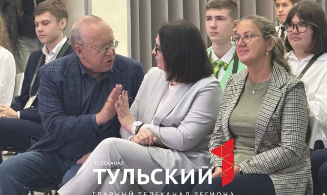 Главный Заумник России Вяземский открыл Тульский этап «Умников и умниц»