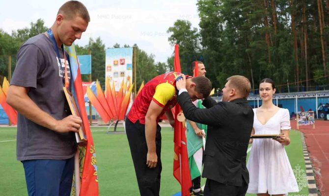 Тульский спасатель стал лучшим в ЦФО на соревнованиях по пожарно-спасательному спорту
