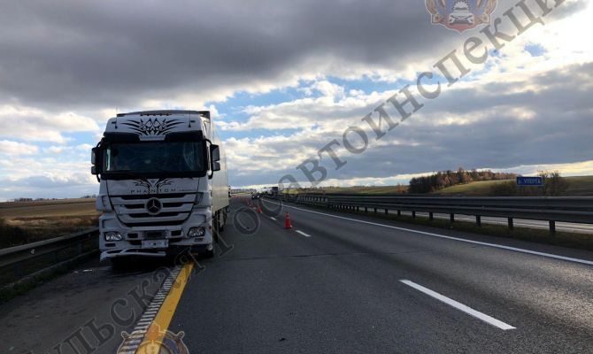 В Богородицком районе два человека пострадали в ДТП с грузовиком