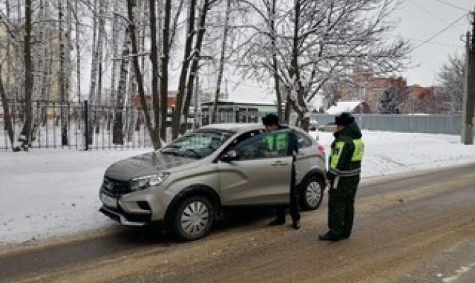 Сотрудники ДПС провели с военными рейды на улицах Тулы