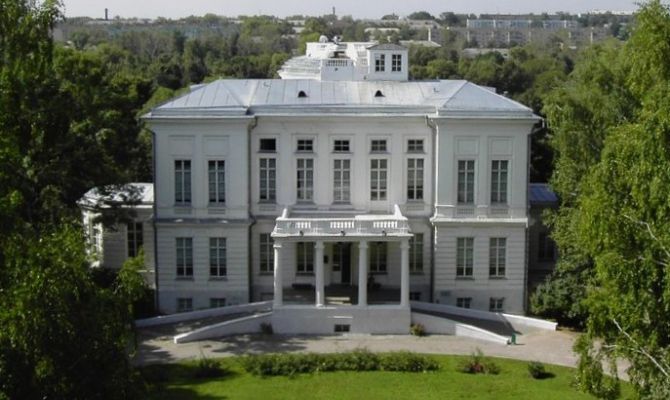 Жителей и гостей Тульской области приглашают на экскурсию «Прием во дворце»