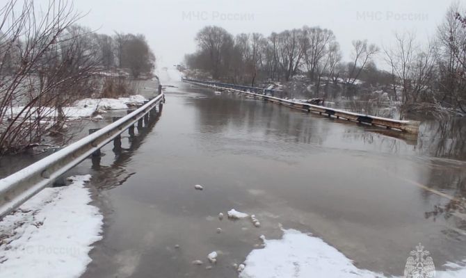 В Тульской области из-за подтопления перекрыто движение по двум мостам