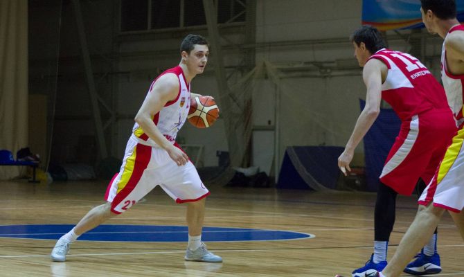 БК "Арсенал" обыграл "Уфимец" в первой игре тура