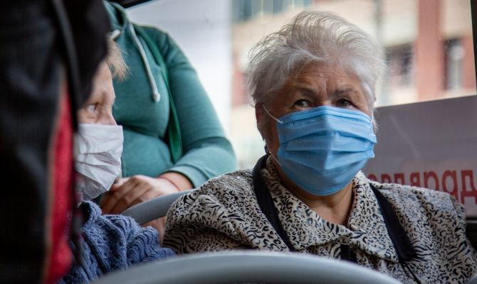 Ученые сообщили, какая маска лучше всего защищает от коронавируса