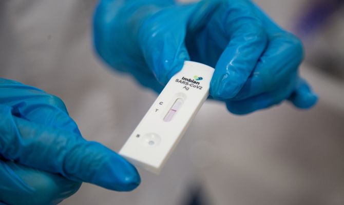 В мае-июне россиян может ждать подъем заболеваемости коронавирусом