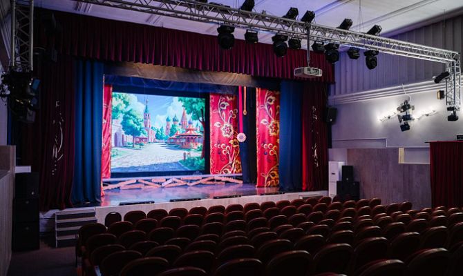 После капремонта в Узловой открылся Молодежный театр